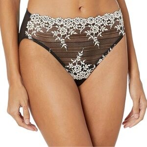 •Wacoal S Black Embrace Lace Hi-Cut Brief Panty! NEW!